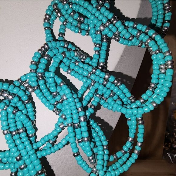 Turquoise Beaded Necklace - Picture 10 of 10